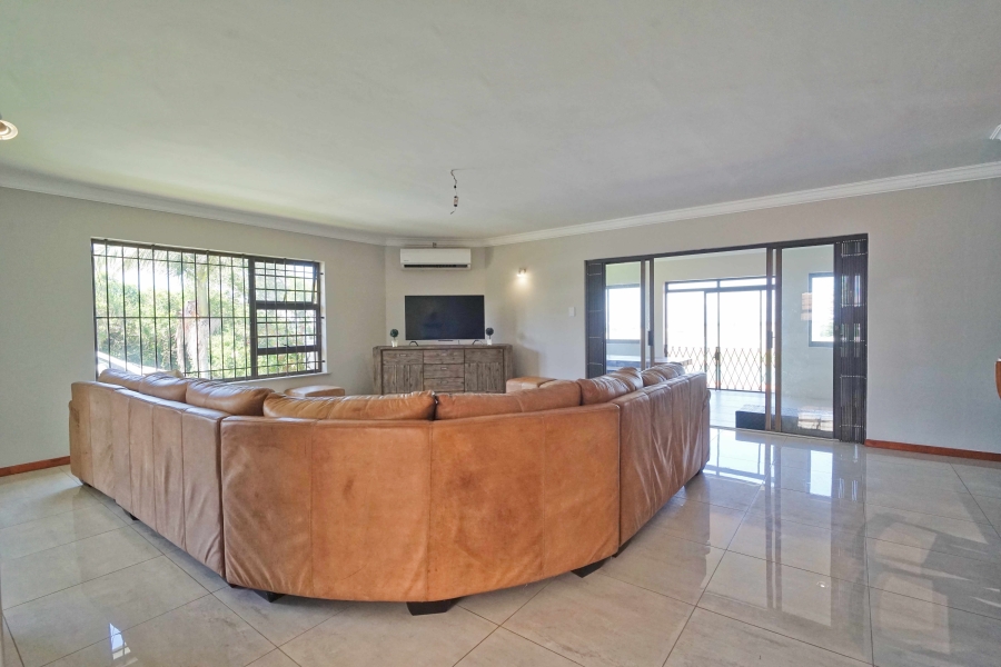 5 Bedroom Property for Sale in Vincent Heights Eastern Cape